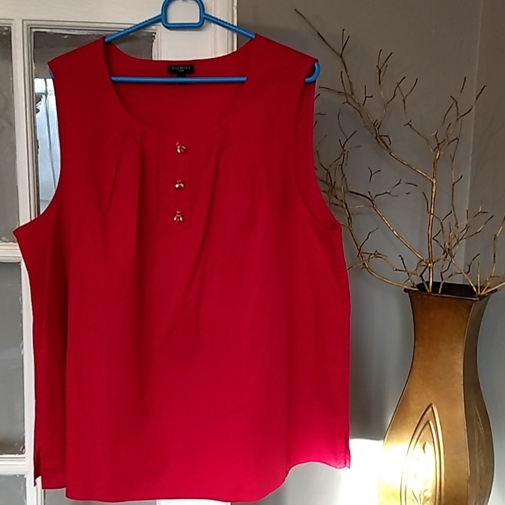 Adorable red tank blouse with "queen bee" buttons